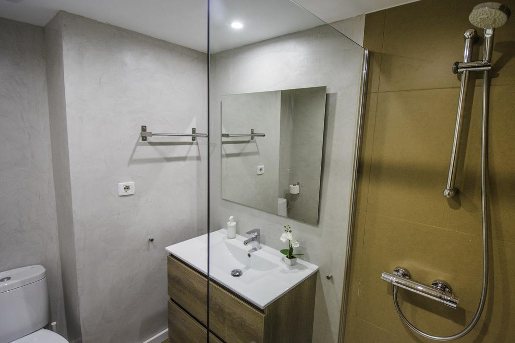 Vista Roses Mar - Apartamento Con Piscina Apartment Bagian luar foto